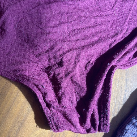 American Eagle 4 bodysuits bundle - Picture 3 of 6